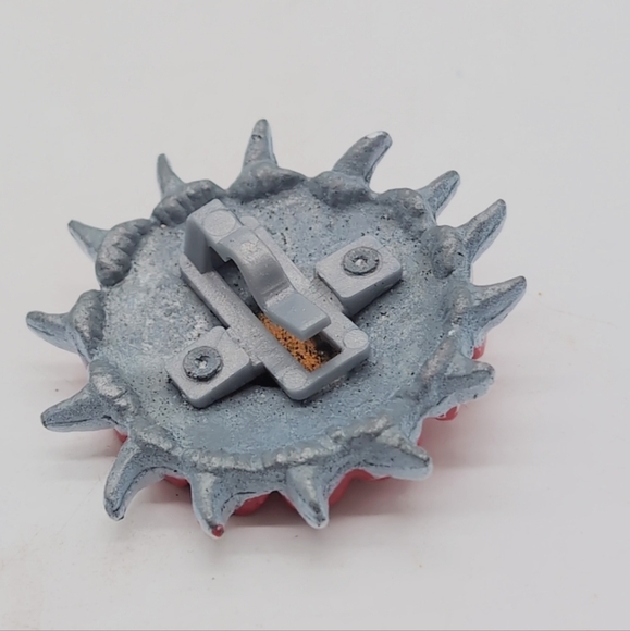 Golden Girl Dragon Queen Diecast Gemstone Shield By Galoob - Picture 4 of 5